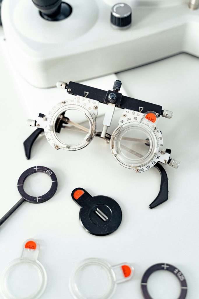 eye exams tools